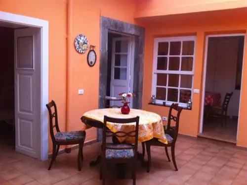 Yagui Apartments & Suites