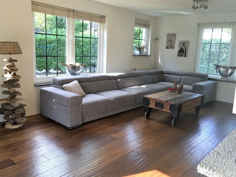 Luxurious Villa in Lunteren with Sauna