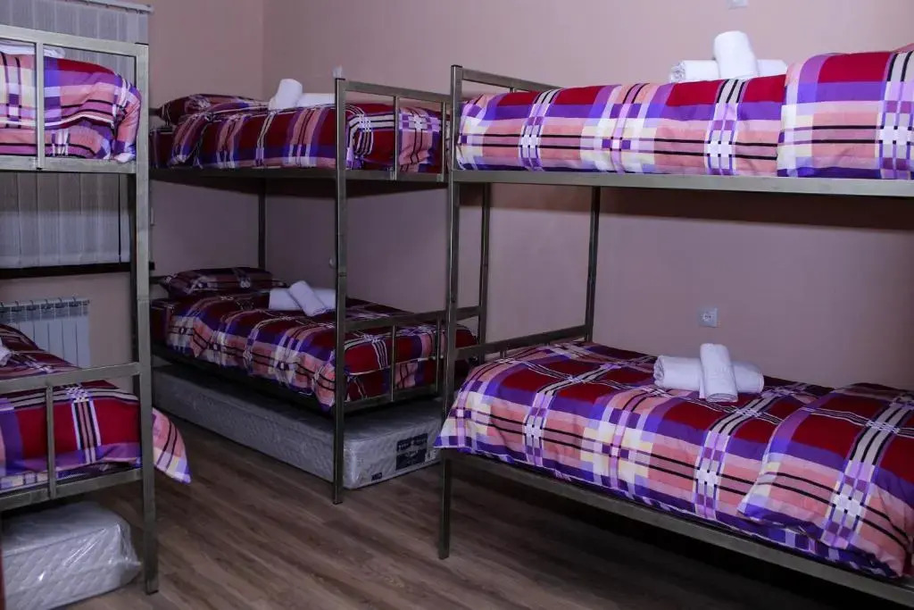 Bee Lucky Hostel and Tours