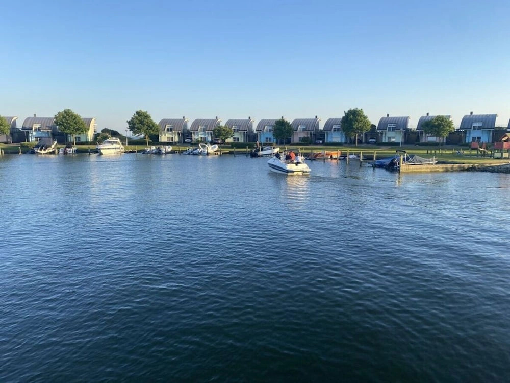 Beachvilla Ijsselmeerblik