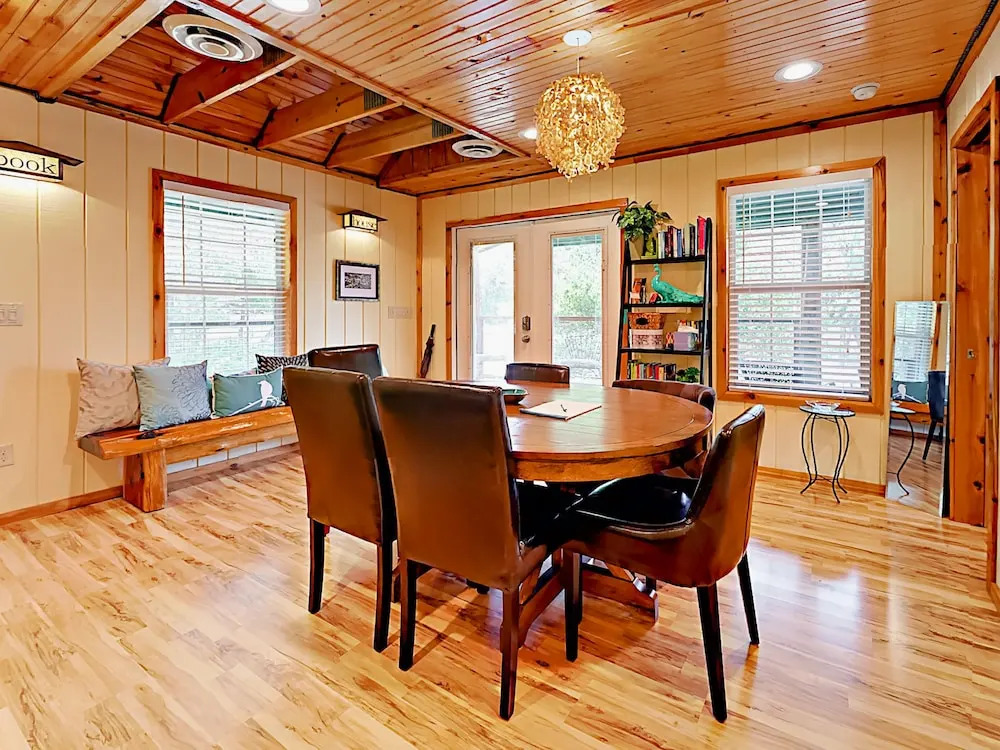 7 BR 8 Acre South Austin Multi Home Retreat by RedAwning