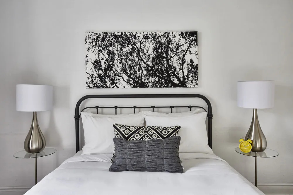 Serene 2Br in Church Yonge Corridor by Sonder