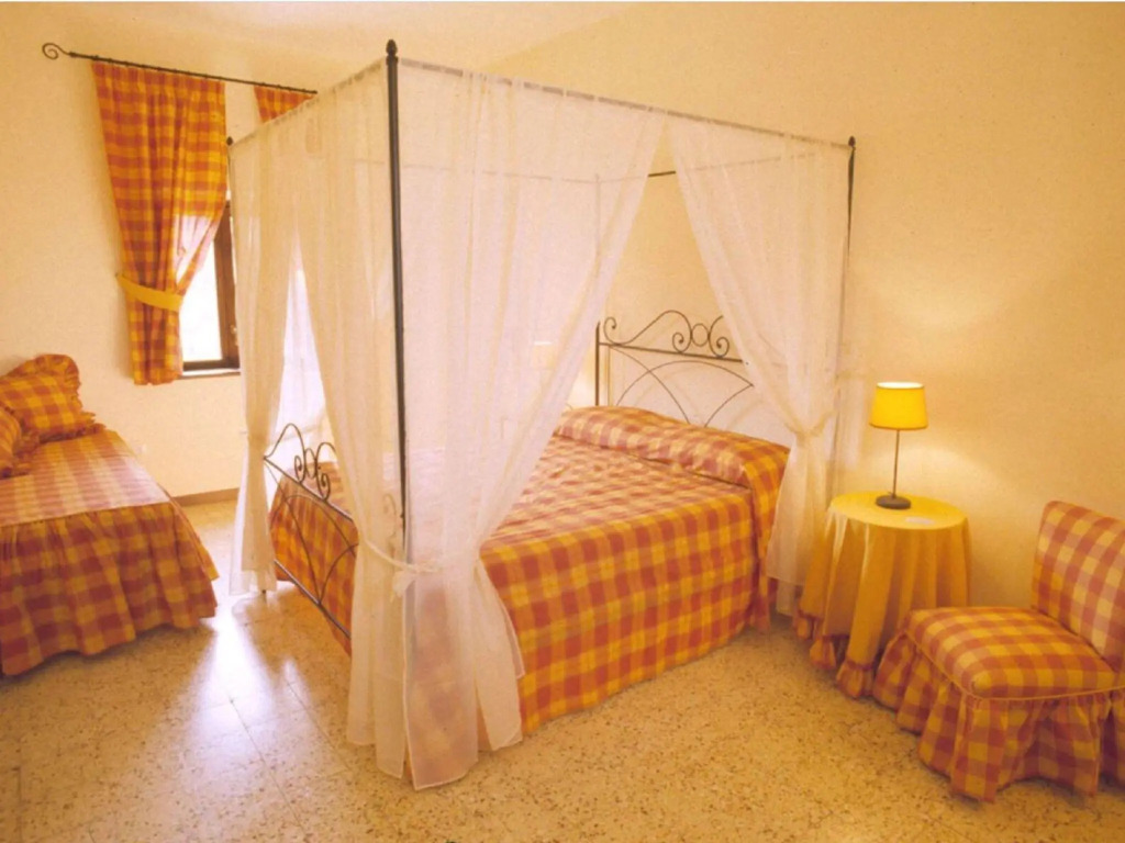 Mansion in Prodo near Lake Bolsena