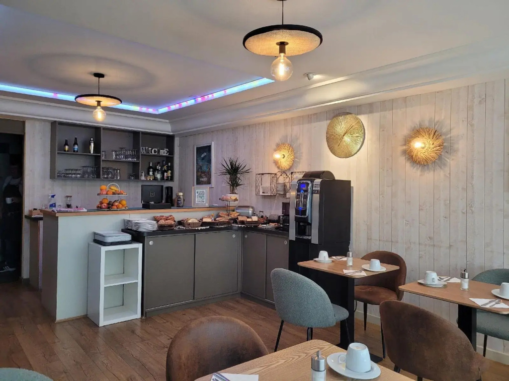 Brit Hotel des Halles