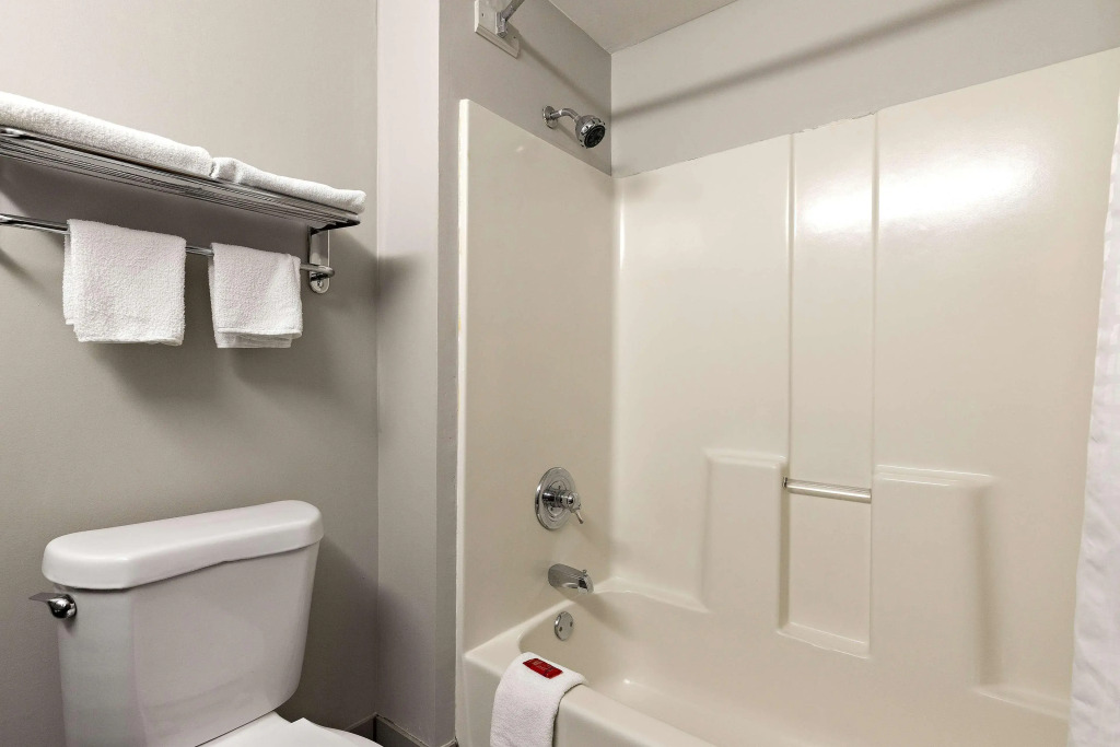 SureStay Plus Hotel by Best Western Tulsa East
