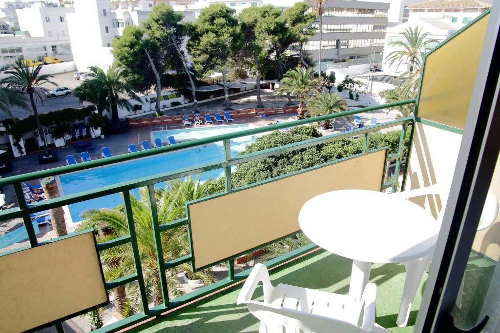 Hotel Tropical