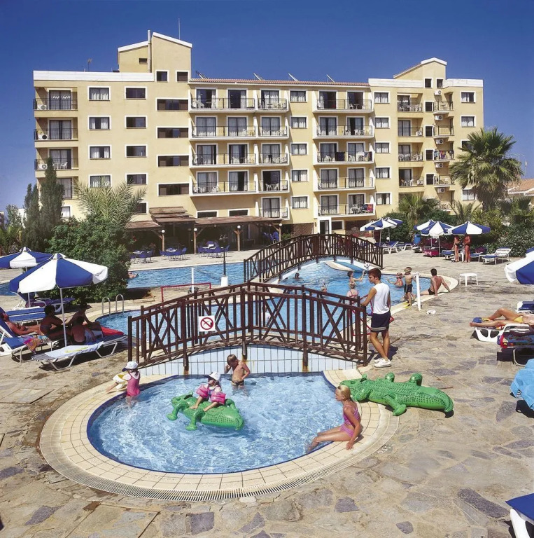 Tsokkos Gardens Hotel