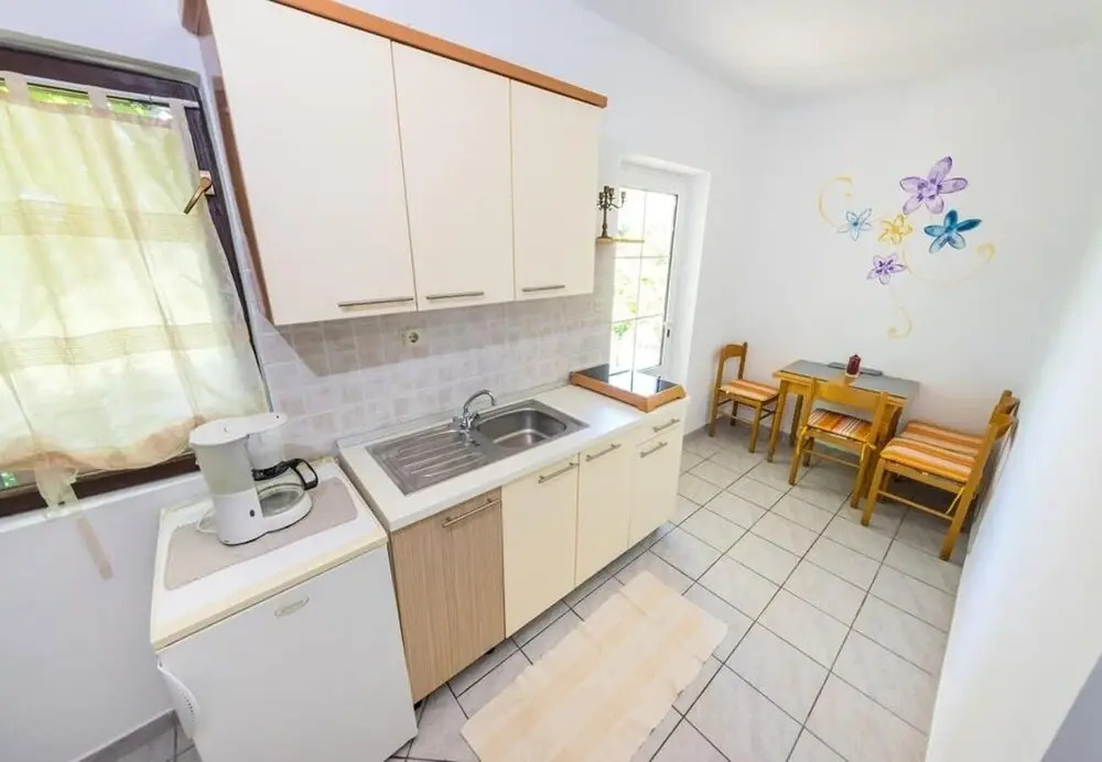 San - Comfortable and Great Location - A2