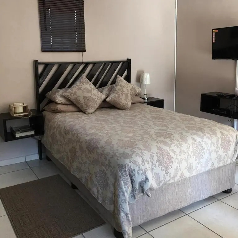 Shayamoya Self Catering And Accommodation