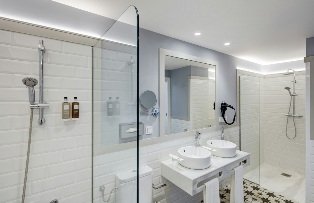 Sercotel Granada Suites
