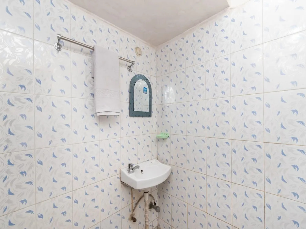OYO 10919 Amar Raj Rooms