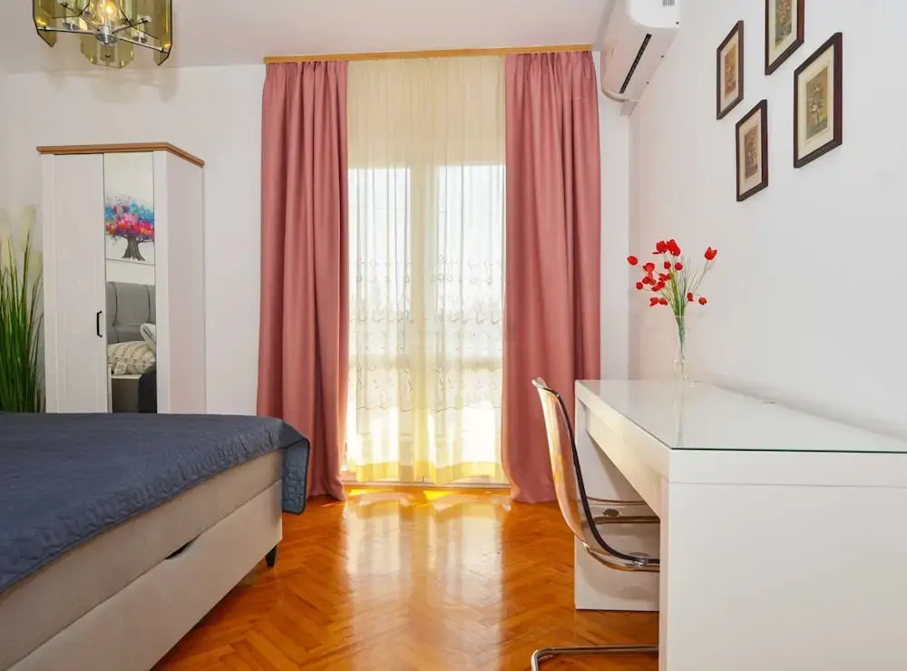 Cozy and Smart Rovinj Apartment With Balcony