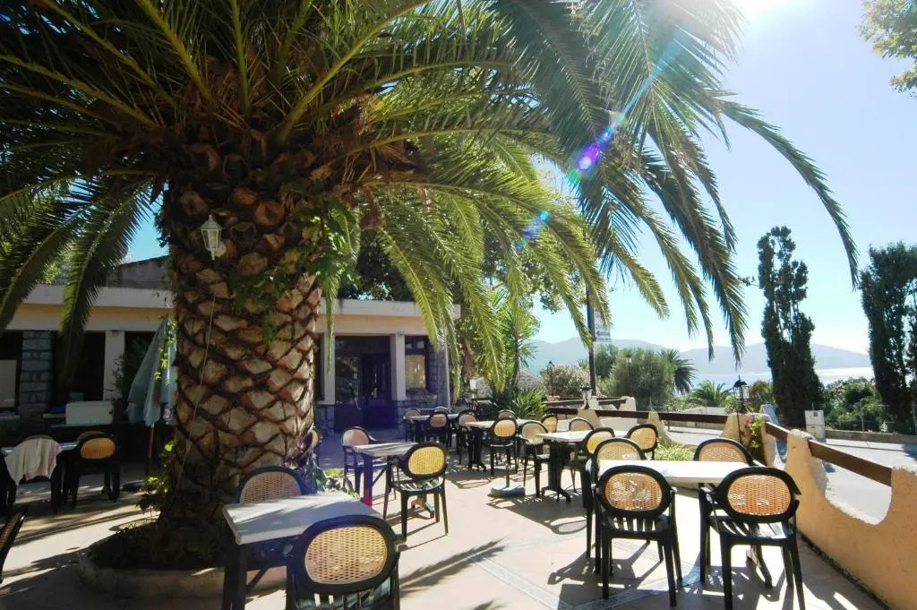 4 people apartment 350 m from the sea
