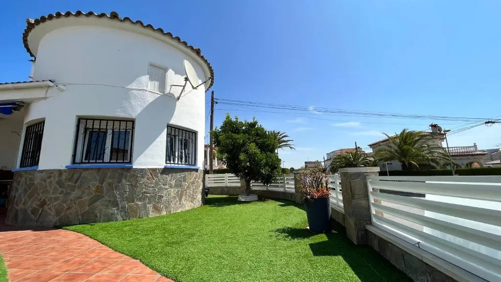 Casa independiente a pocos metros de la playa 106D - INMO22