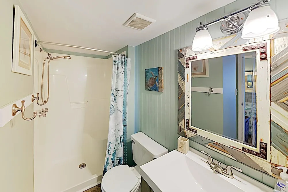 Oceanfront Crescent Sands Beach W/ Pool 3 Bedroom Condo