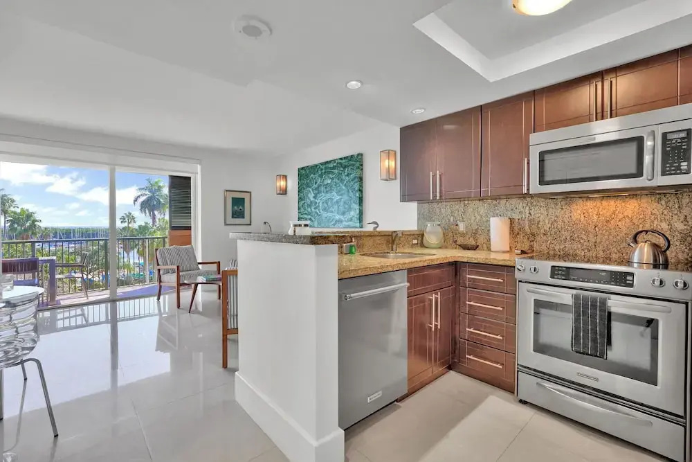 Gorgeous Spacious 2bed Bayview Apartment
