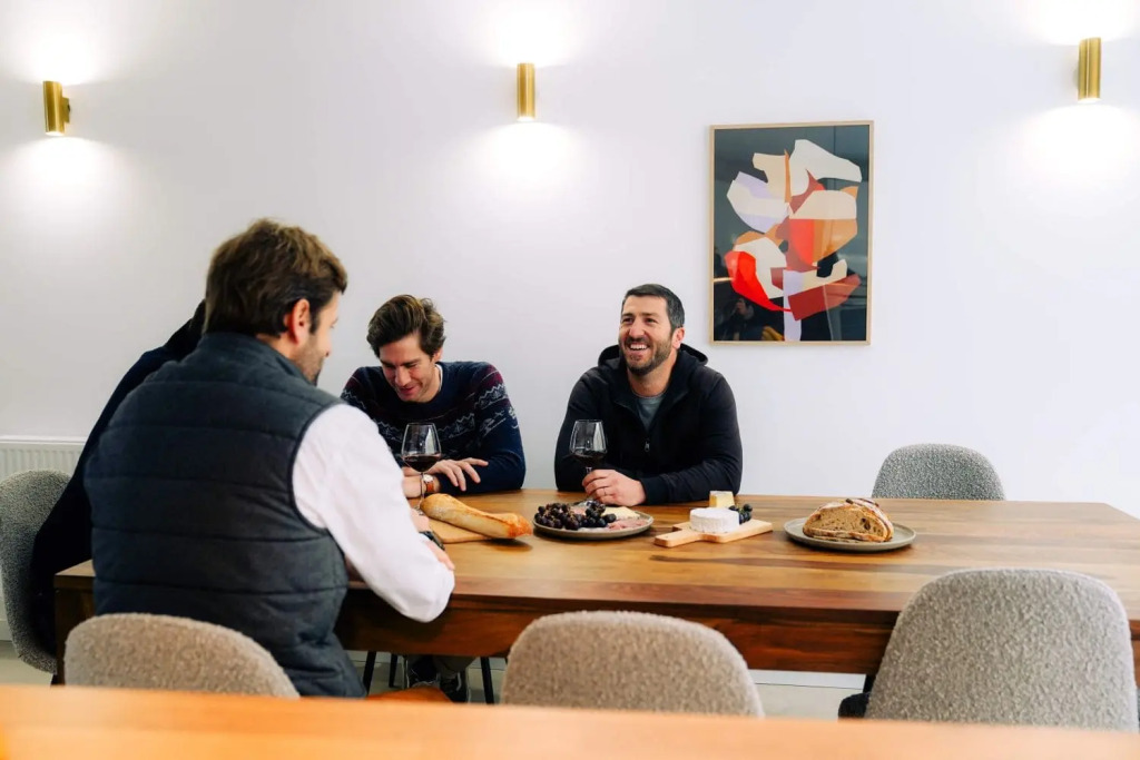 Outsite Bordeaux - Work, Connect, Explore