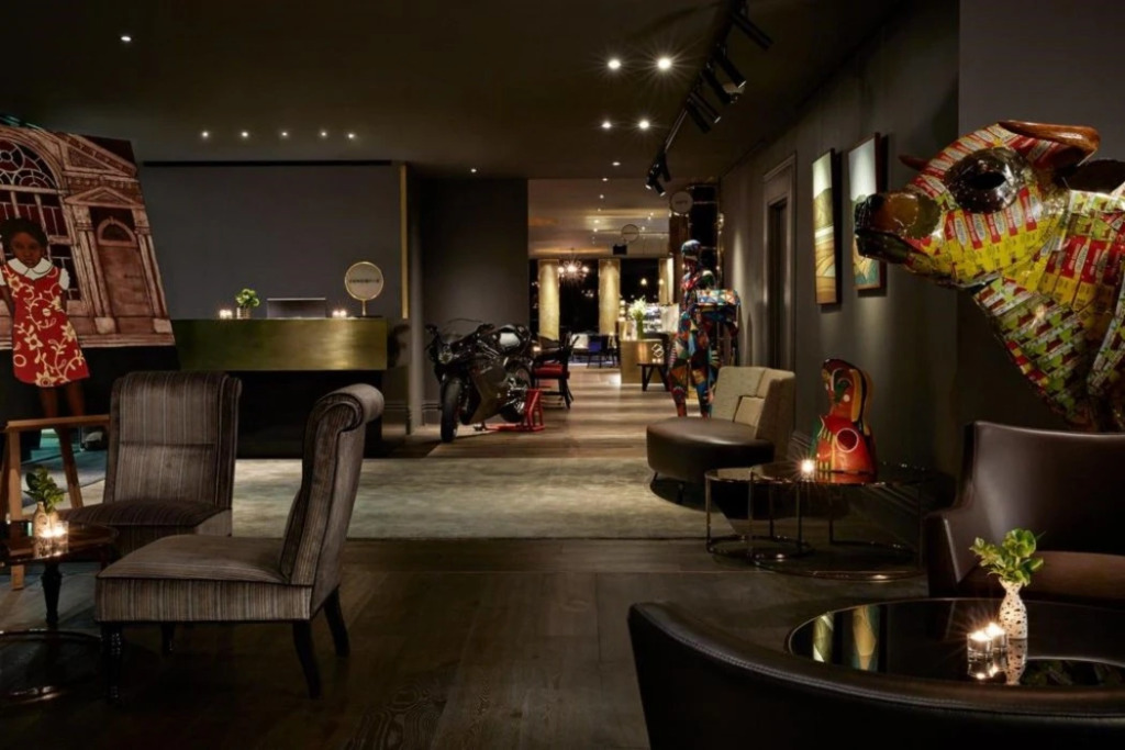 Museum Apartment Hotel, Independent Collection by EVT