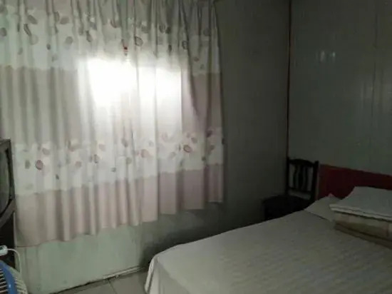 Luoyang Forestry Hotel (Luoyi Ancient City)