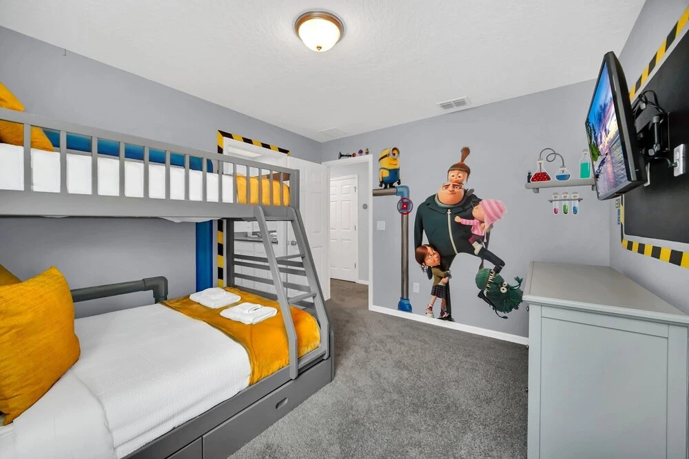 Luxury Villa SOUTH Facing Pool No Rear Neighbors Themed rooms theatre & Game Room #8SO8956