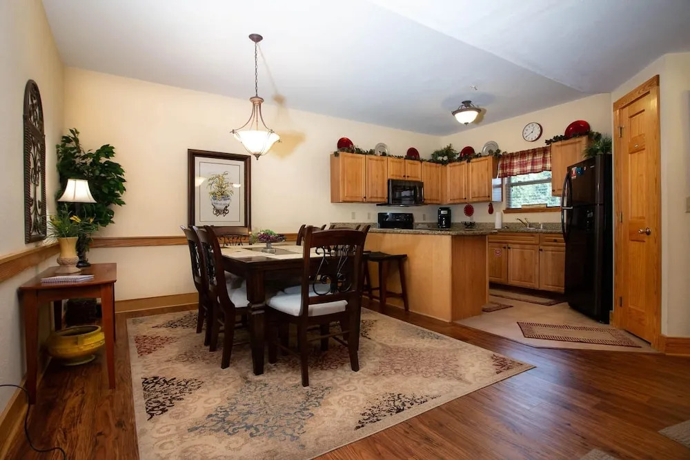 3107 Golf View Hillcrest Garden Terrace