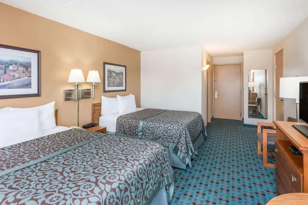 Days Inn Kirksville