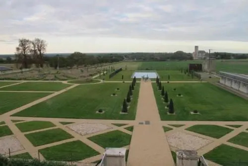 Chateau De Jalesnes