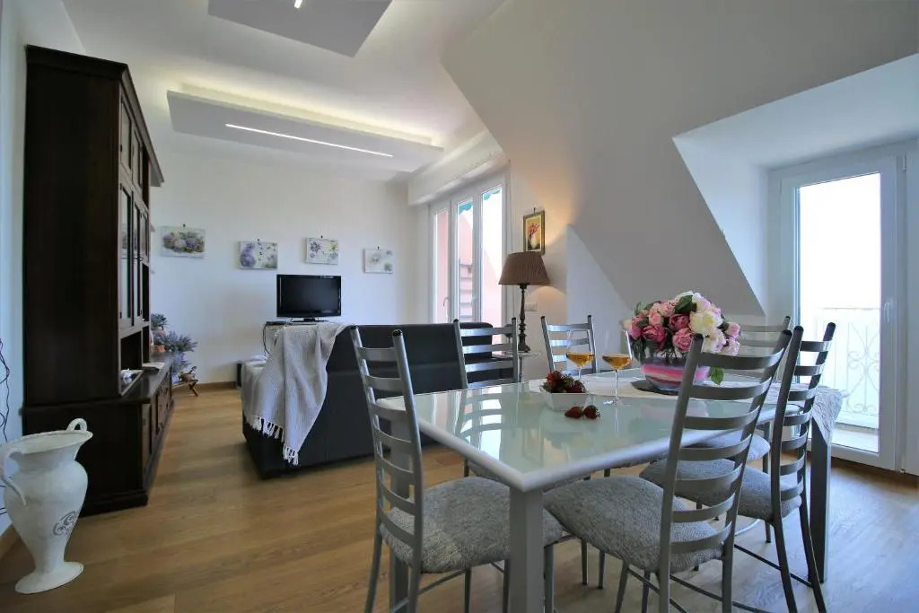 House Bergeggi by Holiday World