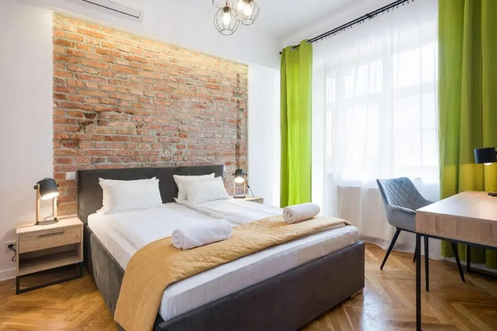 Fancy Apartments with Lift and A/C