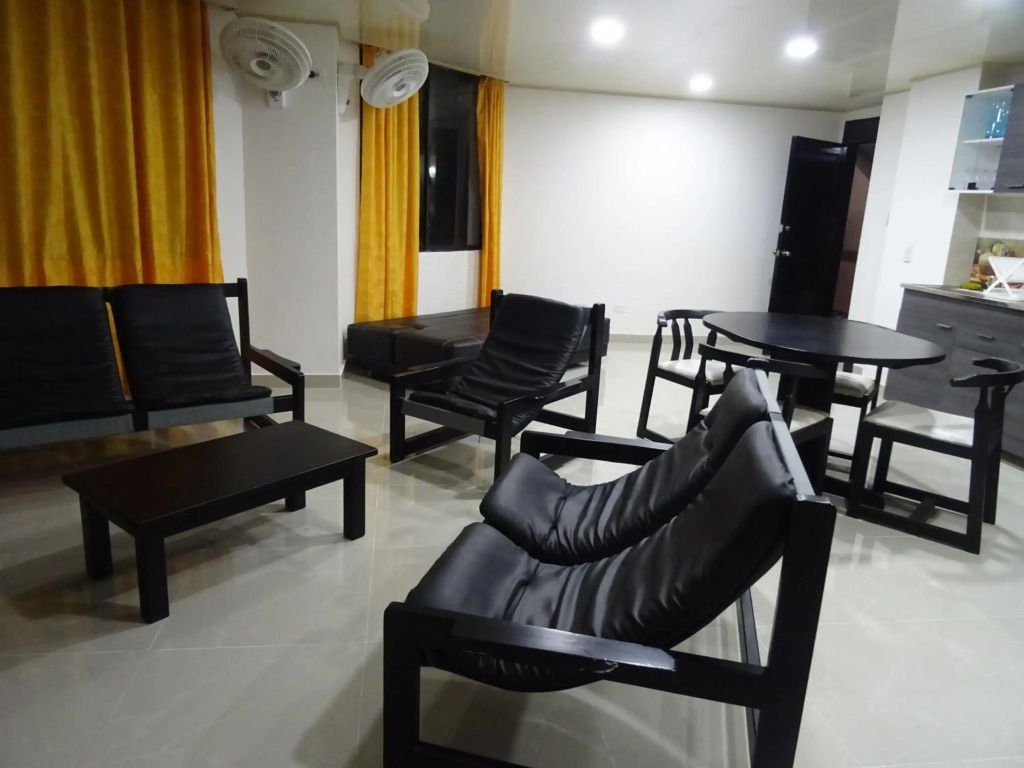 Apartment Overlooking the Beach in El Rodadero