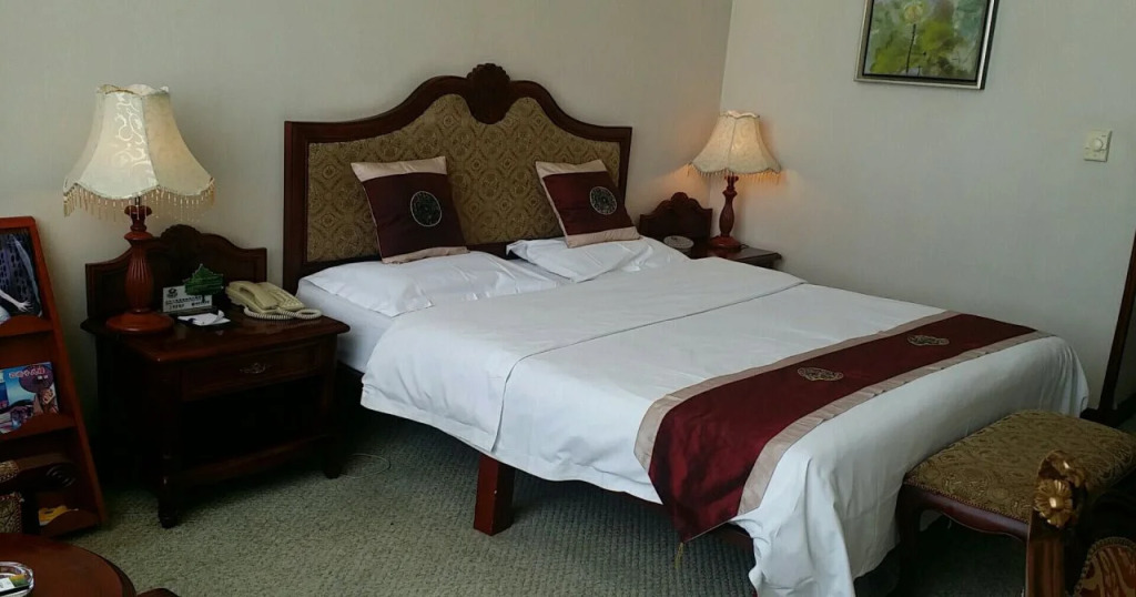 Kunming Plateau Pearl Hotel