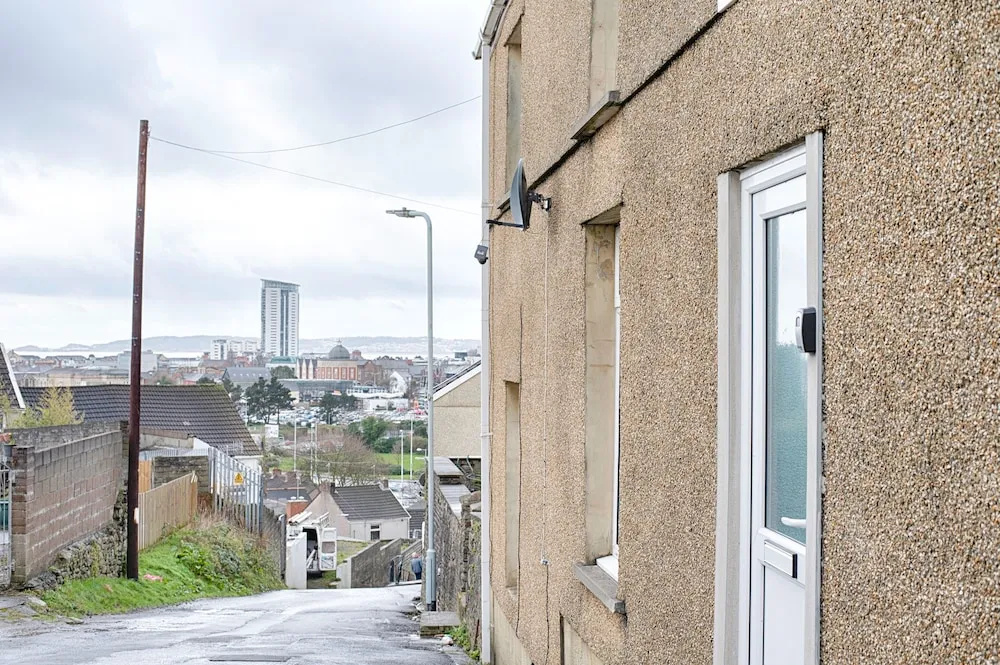Perfect Swansea Base for Families & Friends