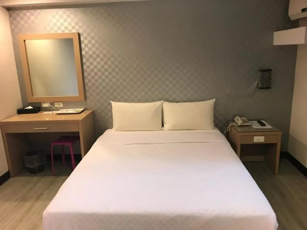Newhotel