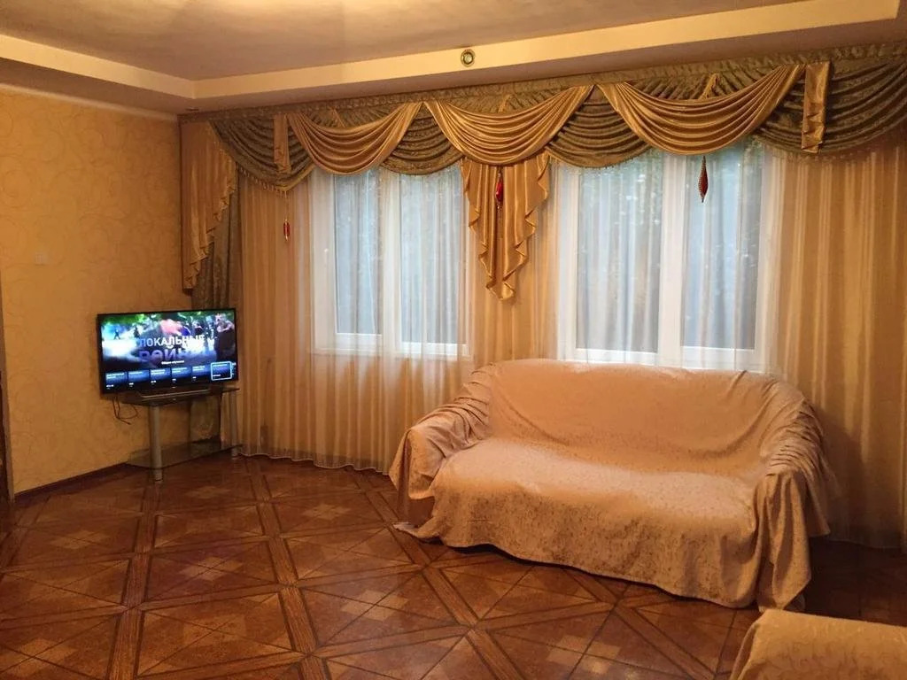 Home Troitskaya
