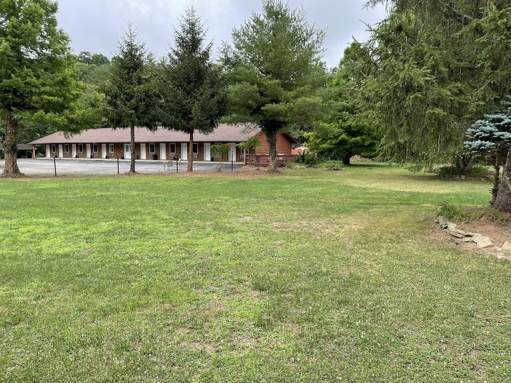 PINE VALLEY MOTEL
