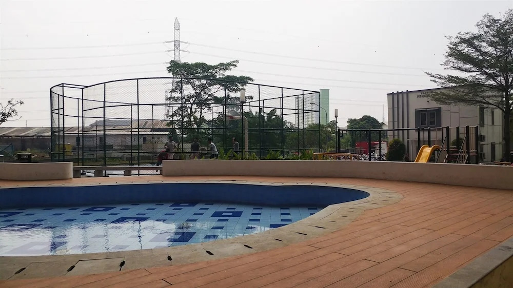 Homey Apartment @ Sentra Timur Residence