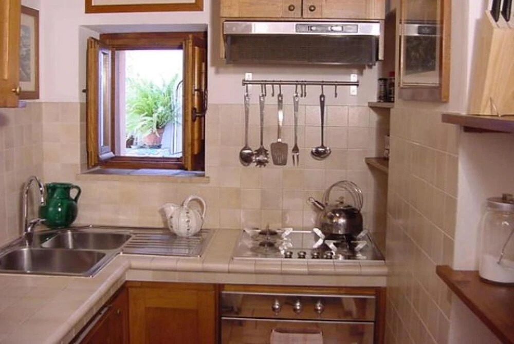 Sant Andrea in Rome With 2 Bedrooms and 1 Bathrooms