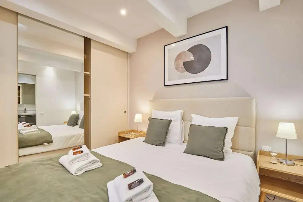 Charming Apartment Center of Paris Le Marais