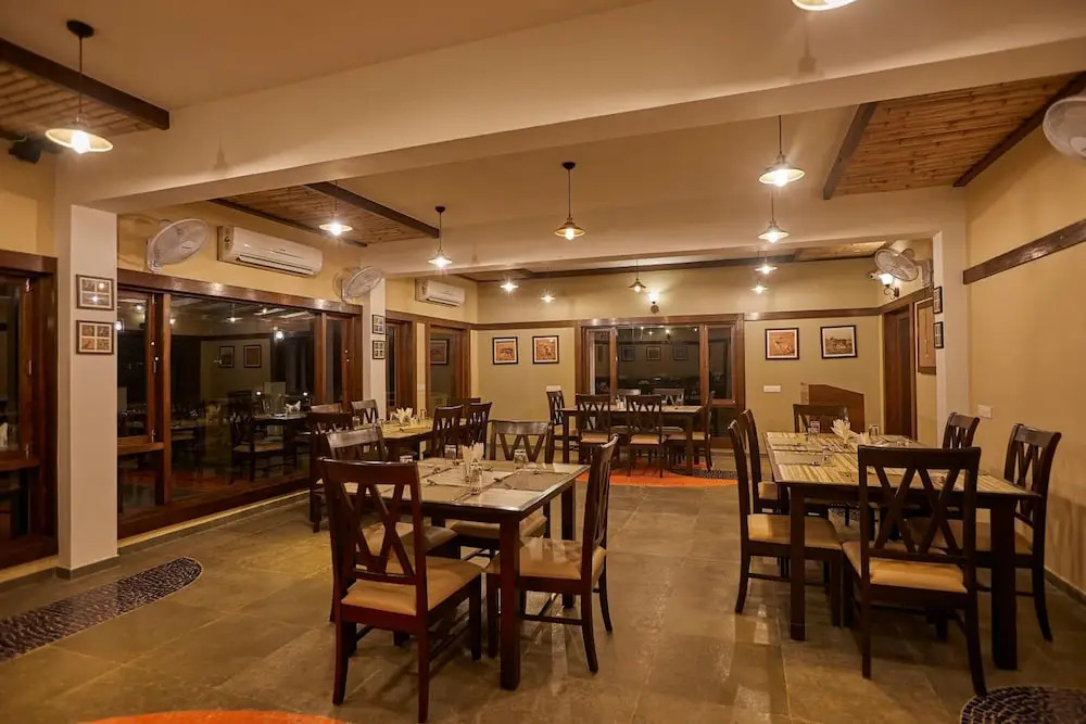 Blackbuck Safari Lodge Velavadar