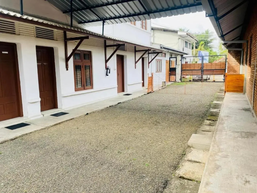 dream lanka surf hostel