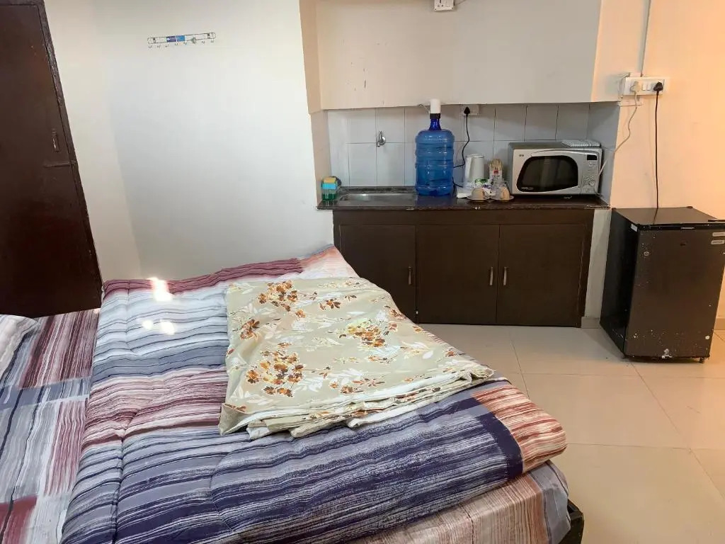 Kamil’s Studio Apartment