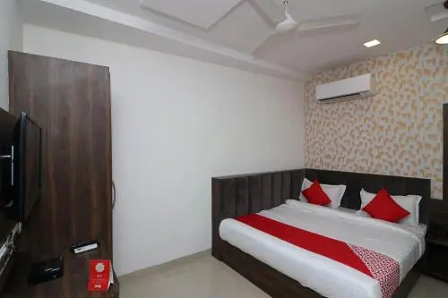 OYO 13169 Hotel Impact