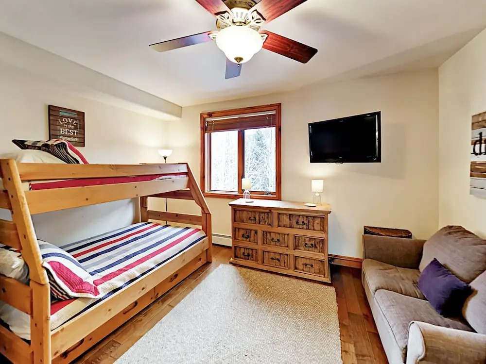 597 Sawatch Drive Townhome 2 Bedrooms 2 Bathrooms Townhouse