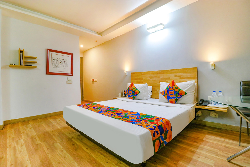 FabHotel Majestic JPM I