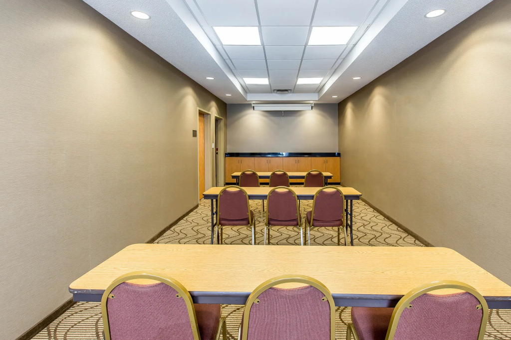 Comfort Suites Oxford I-20 exit 188
