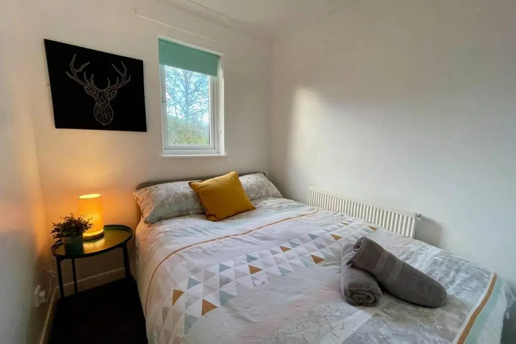 House Near Llandaff for up to 6 With Parking