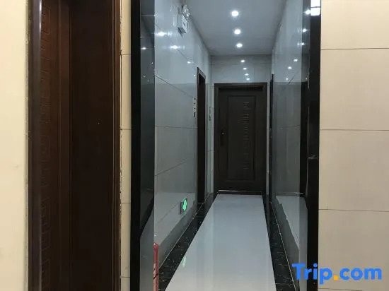 Changde Dingcheng Mingfeng Hotel