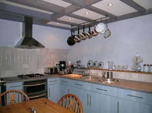 Alston Art Apartments