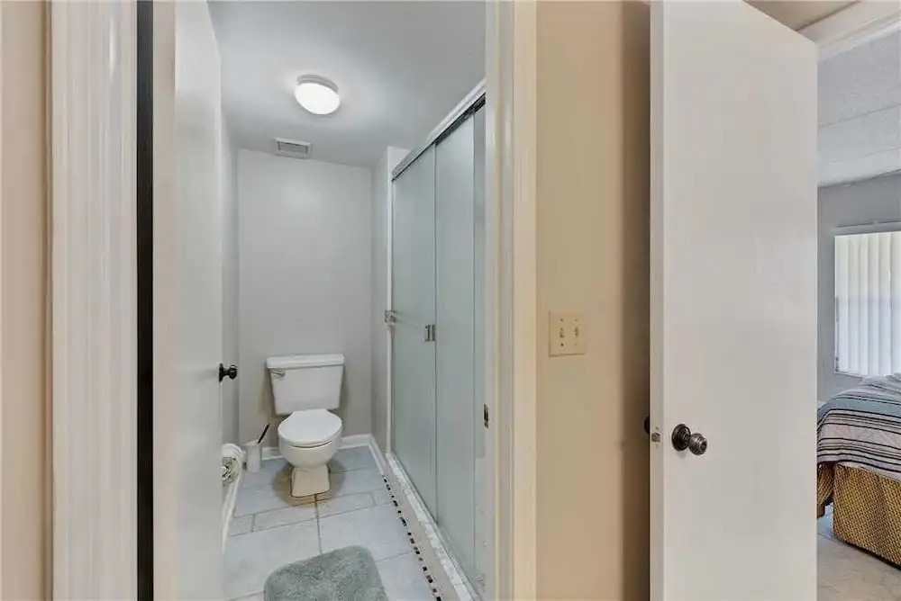 Sea Place 14158