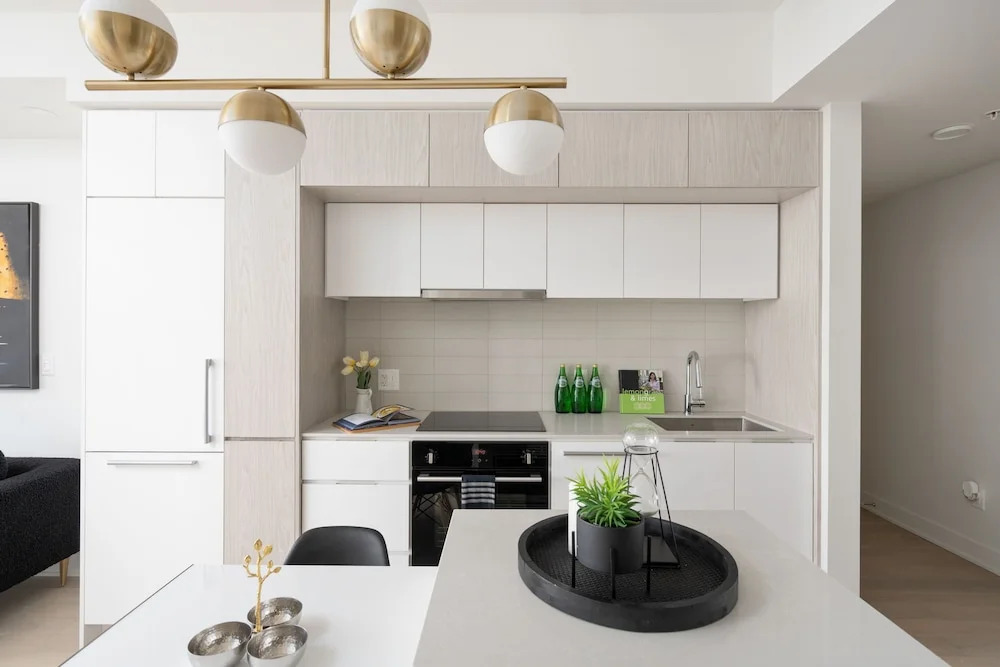 Designer 1BR plus Study Suite